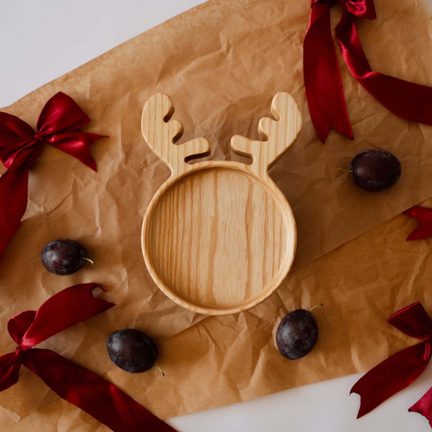 animal-shaped-wooden-plate-deer-horn-snack-dish-handmade-natural-wood