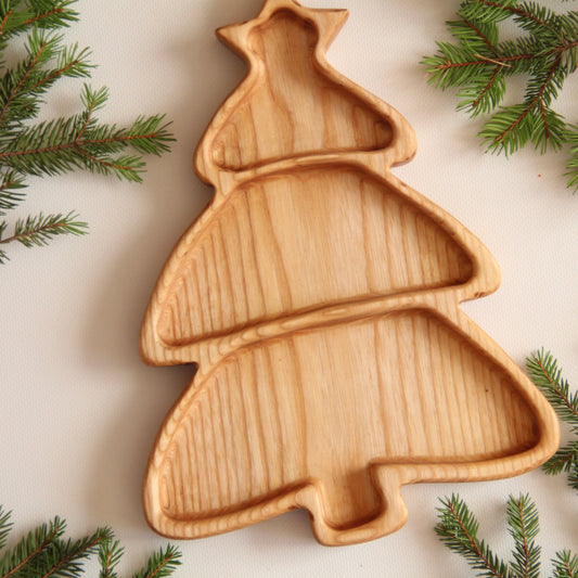 Personalized Christmas tree serving board engraved with a name
