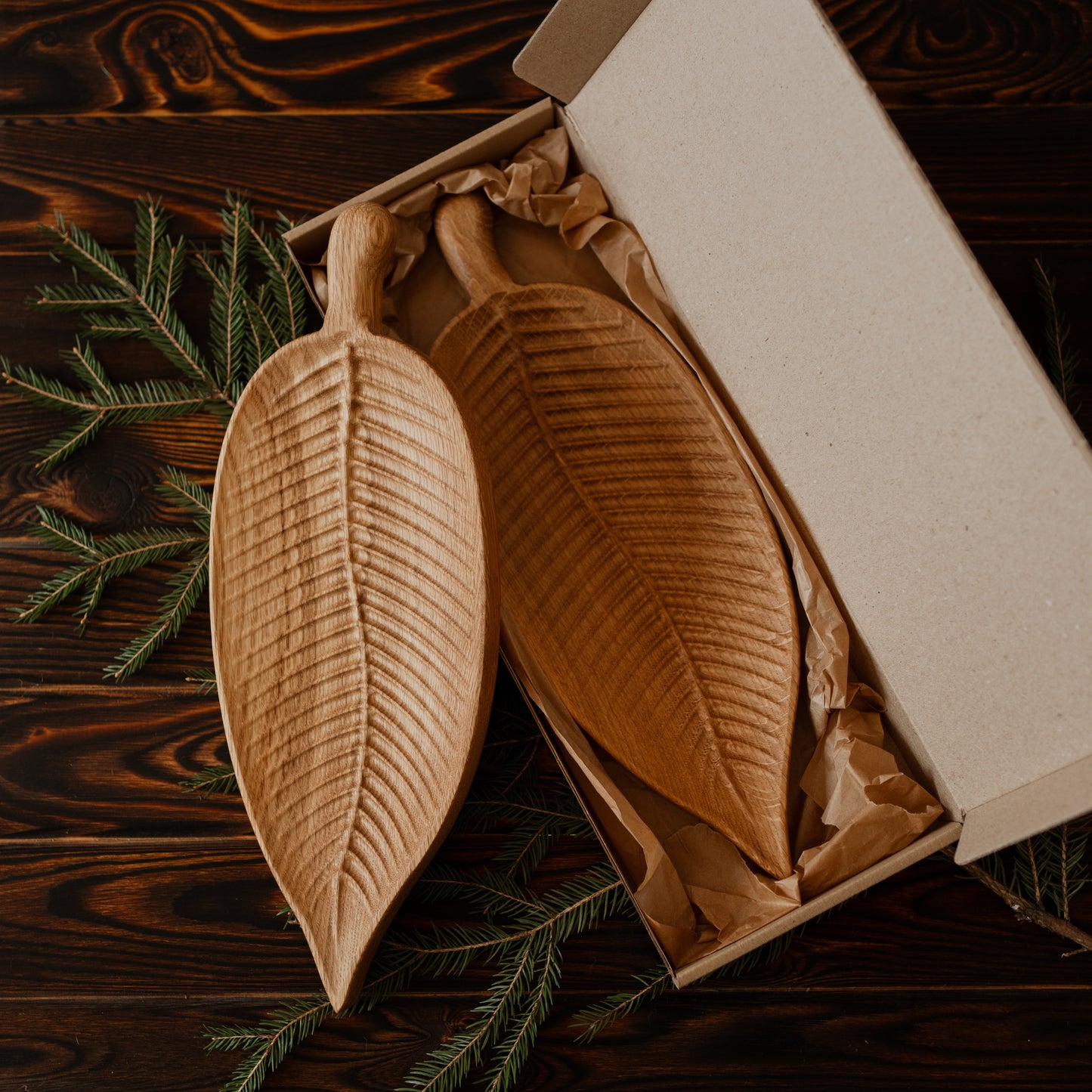 fern-leaf-wooden-plate-handmade-christmas-gift-holiday-home-decor