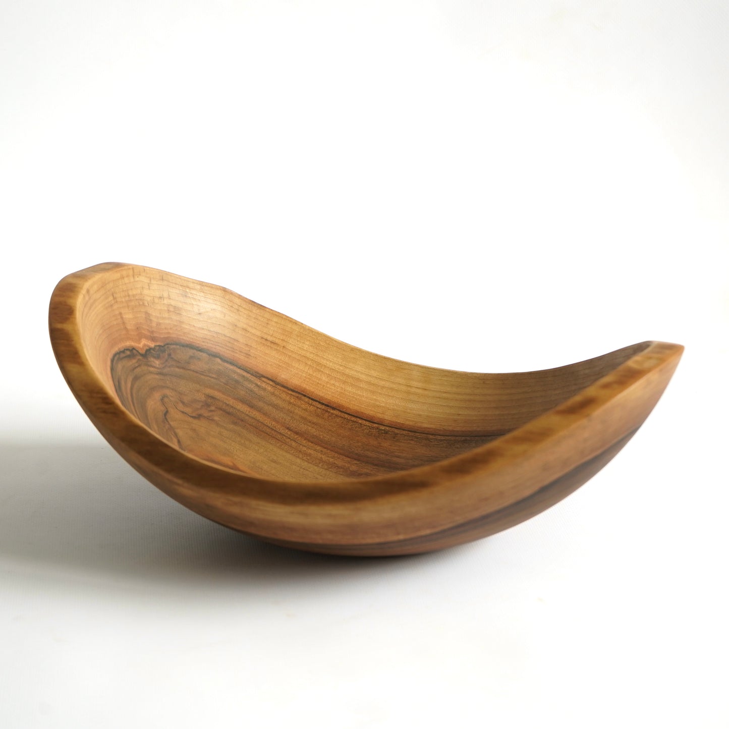 live edge walnut salad bowl artisan craftsmanship