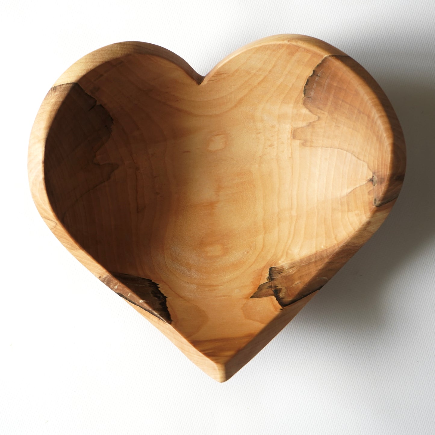 MEDIUM Solid Maple Heart Bowl 10–11" – Handmade Wedding, Anniversary & Housewarming Gift