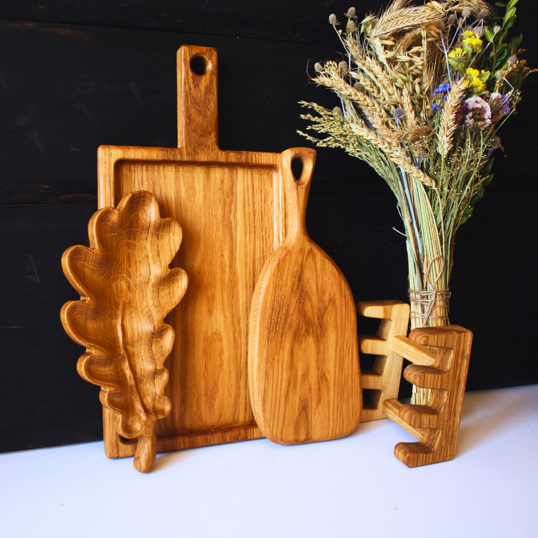 Elegant wooden trays with stand, ideal holiday gift for mom, dad, or loved ones.