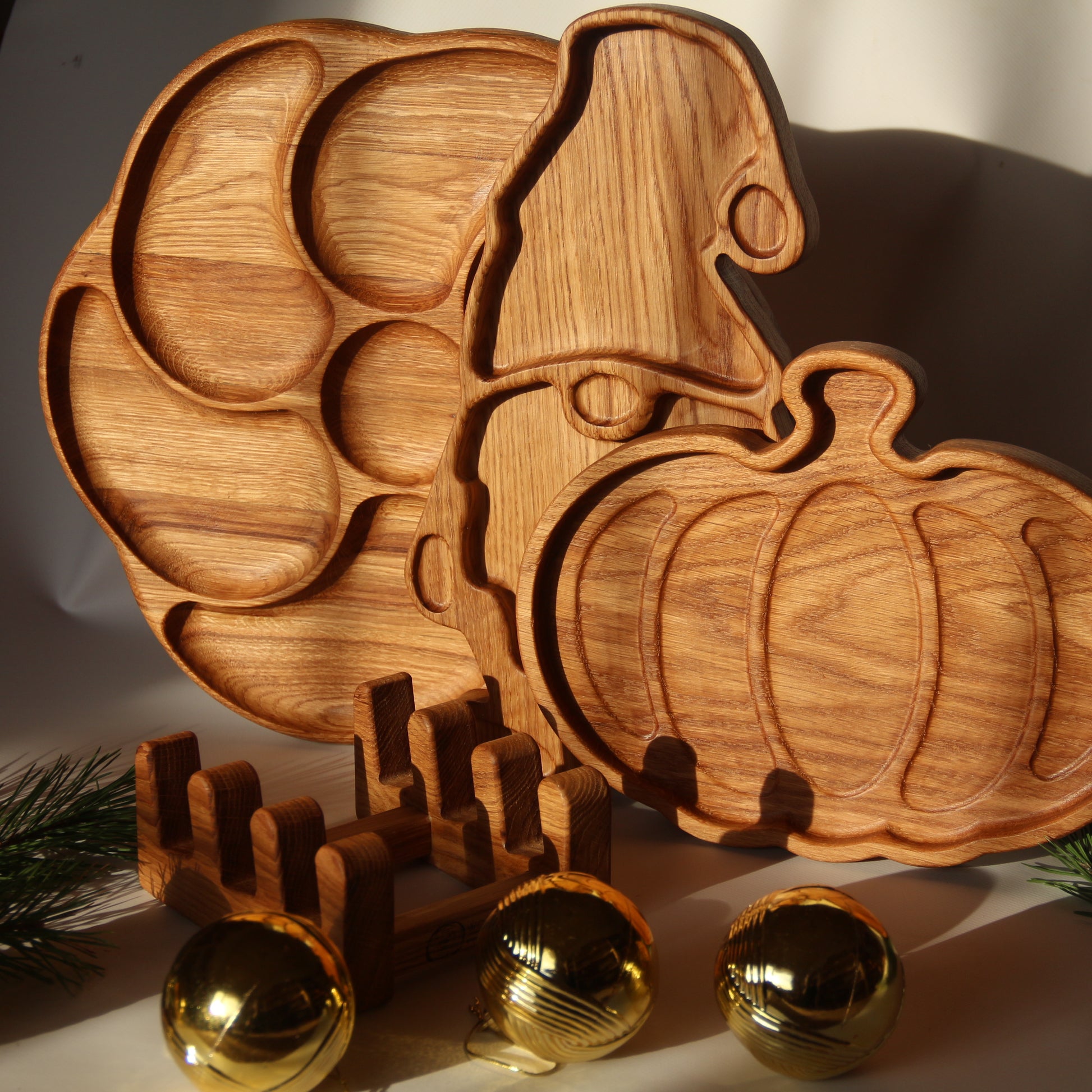 Engraved wooden platter set gift-ready for mom, sister, or family