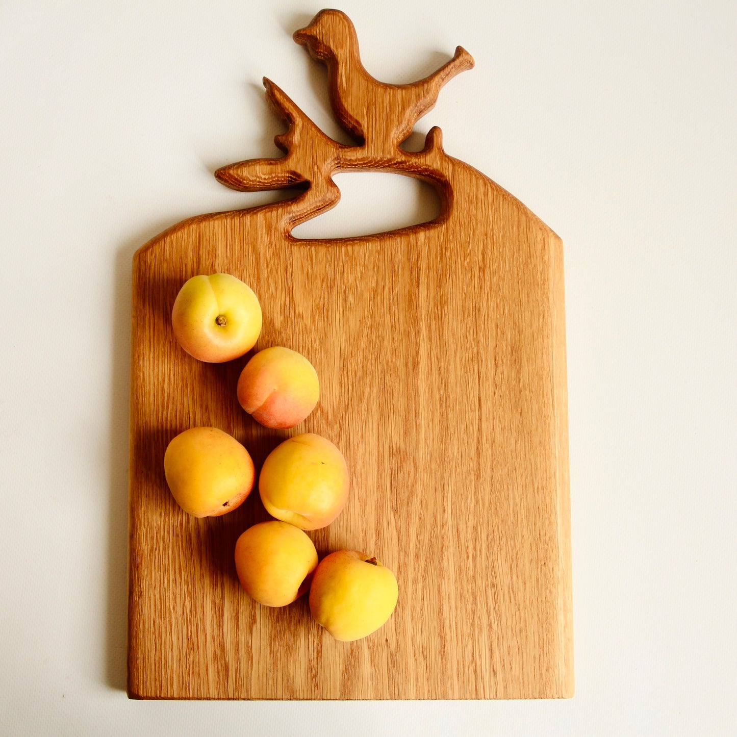 Handcrafted Sparrow board made of durable oak wood