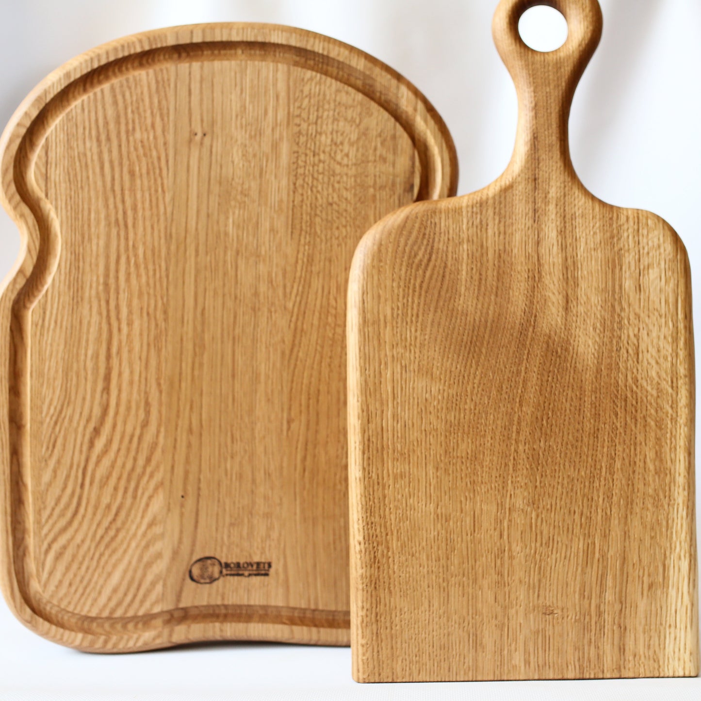 Handmade oak cutting board – rustic Christmas gift for bakers and home chefs