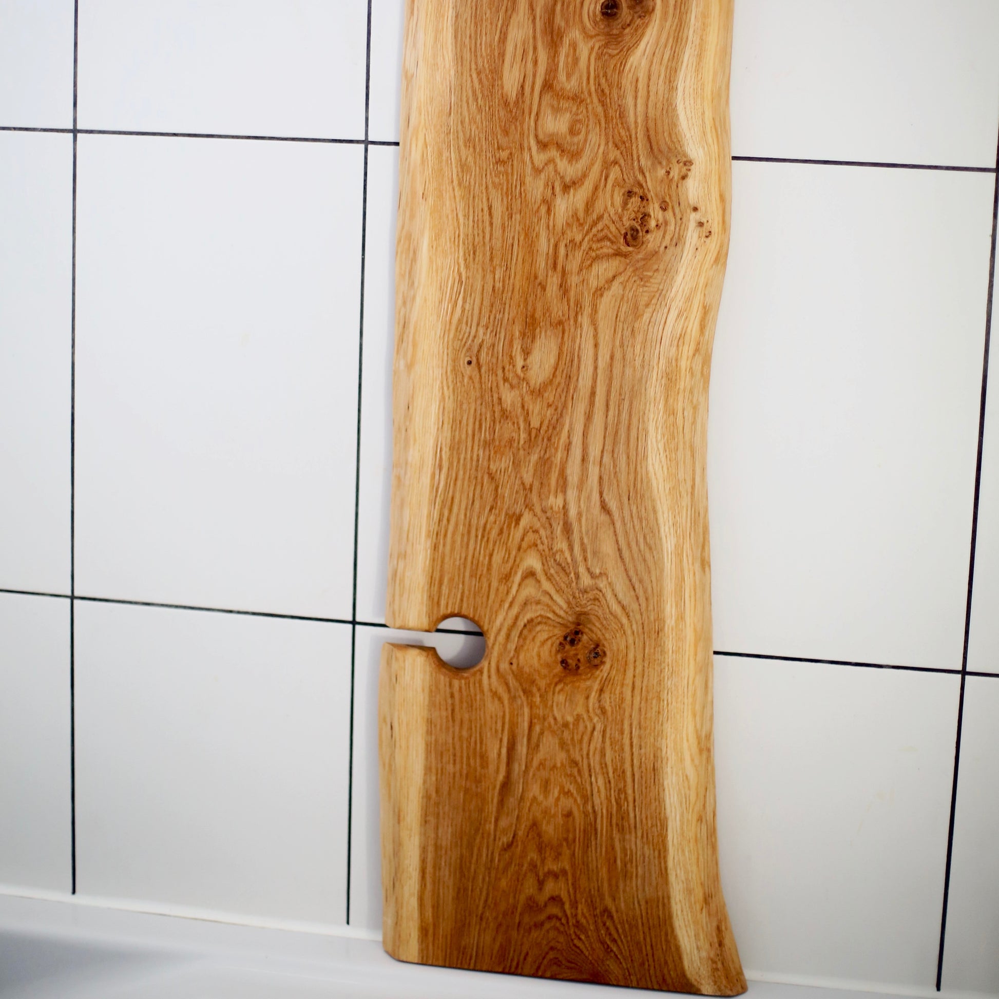 Natural oak wooden bathtub tray with protective oil finish