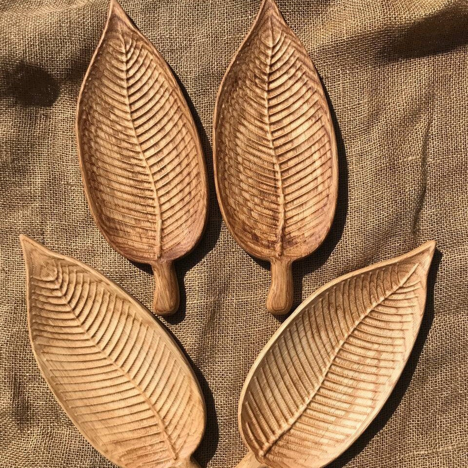 Divided Wooden Leaf Snack Plate – Rustic Nut & Appetizer Tray