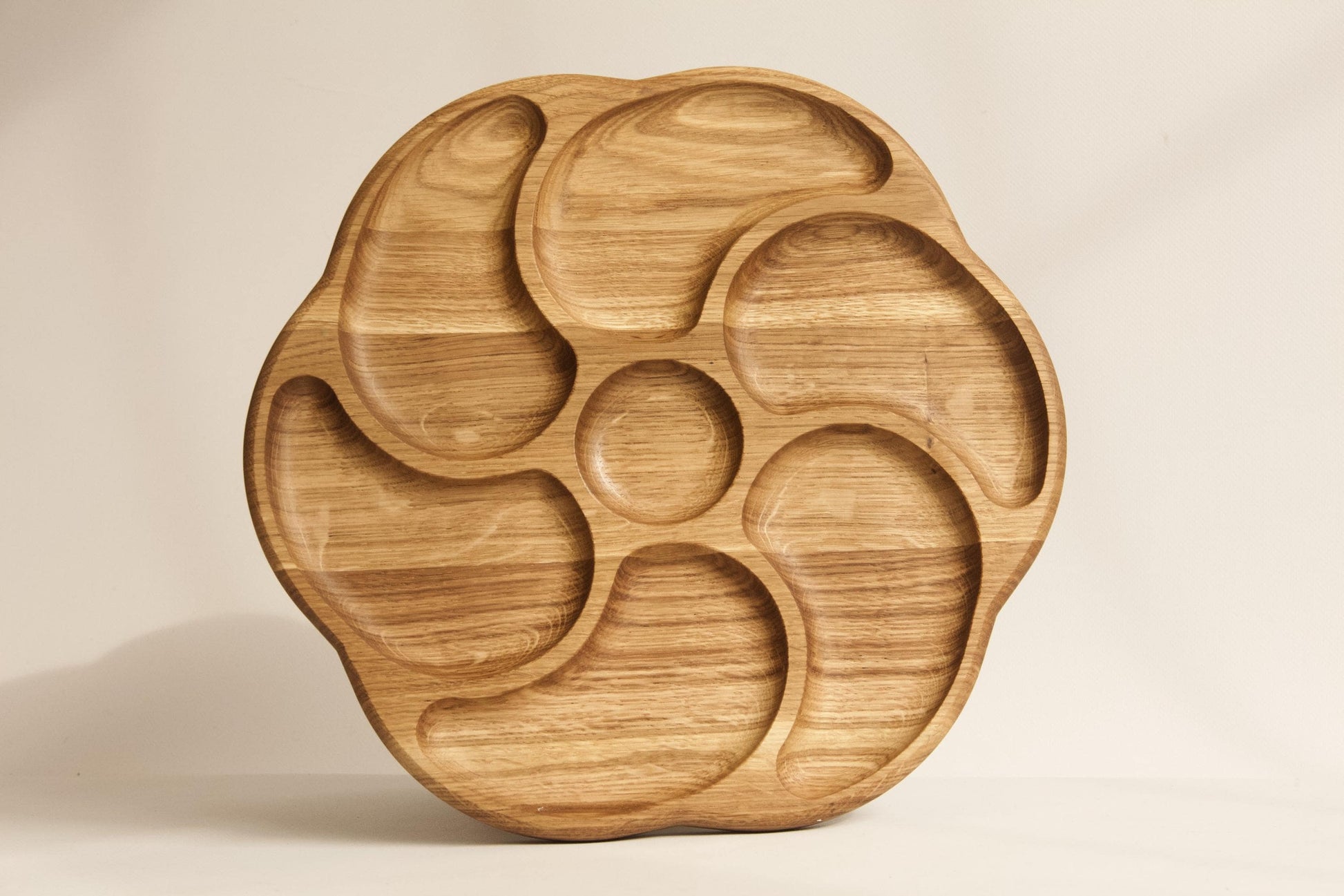 Set of 3 Wooden Serving Boards with Holder