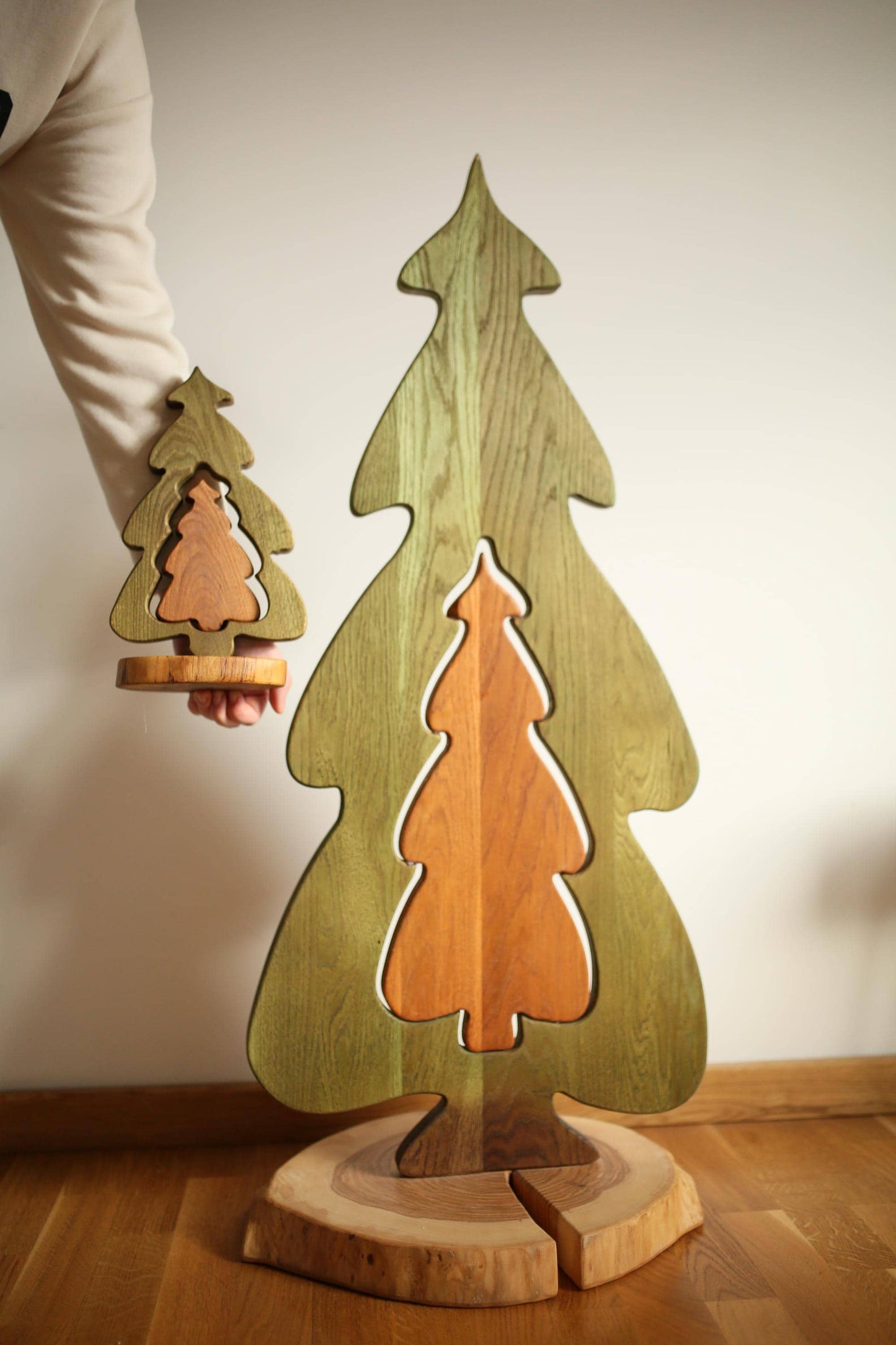 Rustic Wooden Christmas Tree Decor
