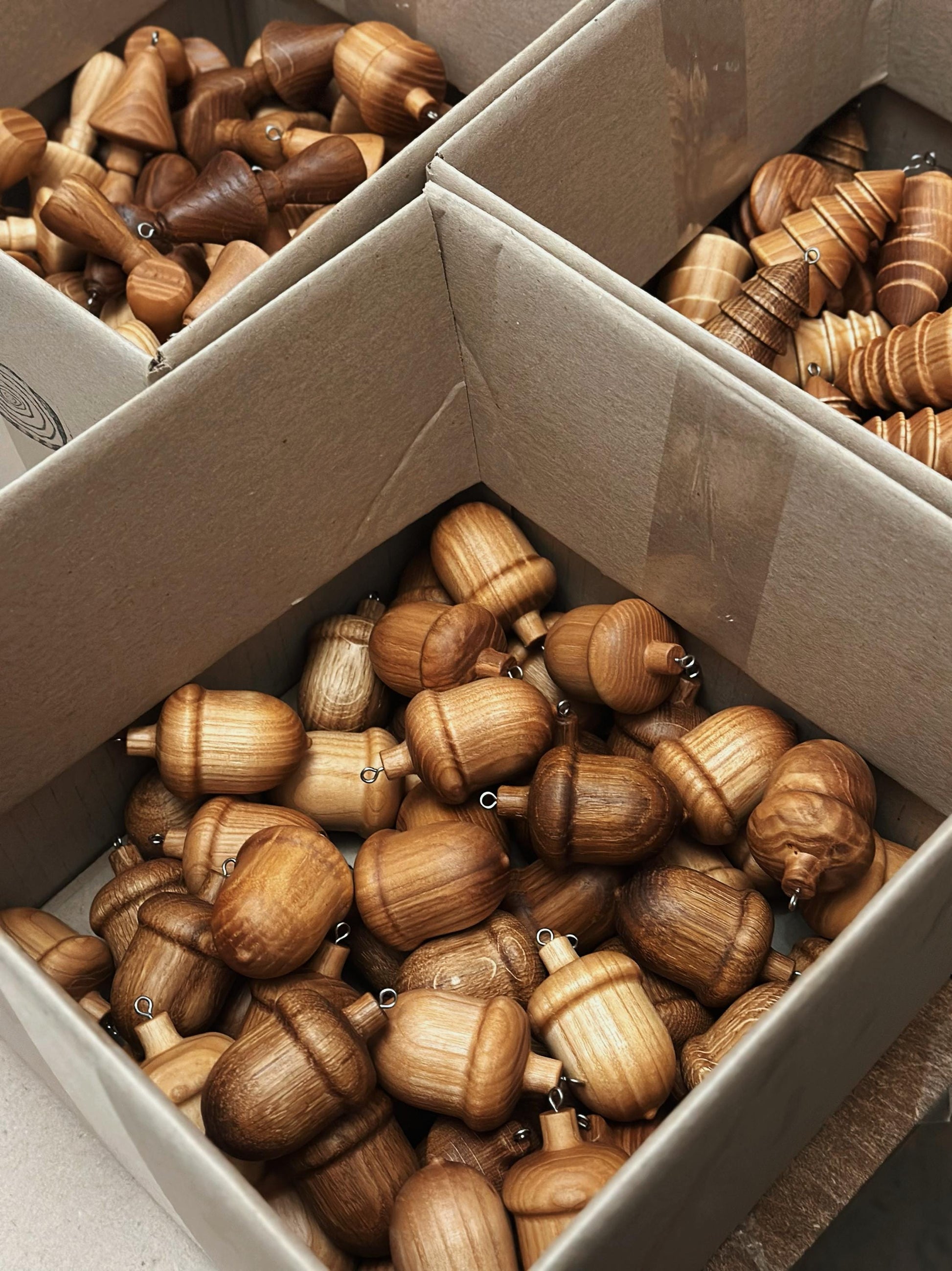 Handmade Wooden Christmas Ornaments Set – Tree, Acorn & Mushroom | Rustic Xmas Tree Decorations, Eco Friendly Holiday Decor, 