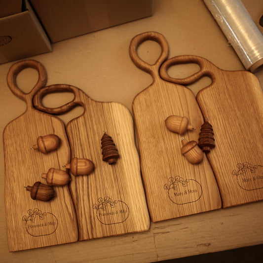 Set of 2 Oak Cutting Boards – Wedding Gift, Housewarming Gift, Christmas Gift, Wooden Serving Boards, Gift for Couple