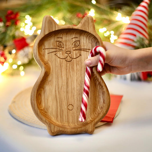 Cat-Shaped Wooden Snack Tray – Rustic Serving Plate