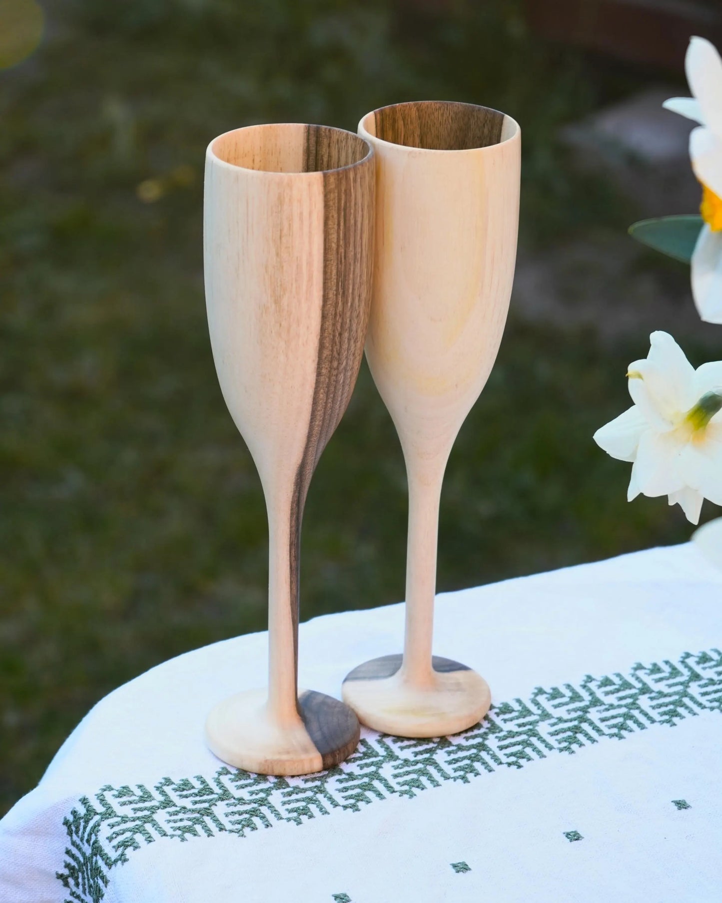 Walnut Wood Champagne 2p.  Flutes – Set of 2 Wooden Wine Goblets, Wedding Gift for Couple, Anniversary Gift, Rustic Wedding Gift