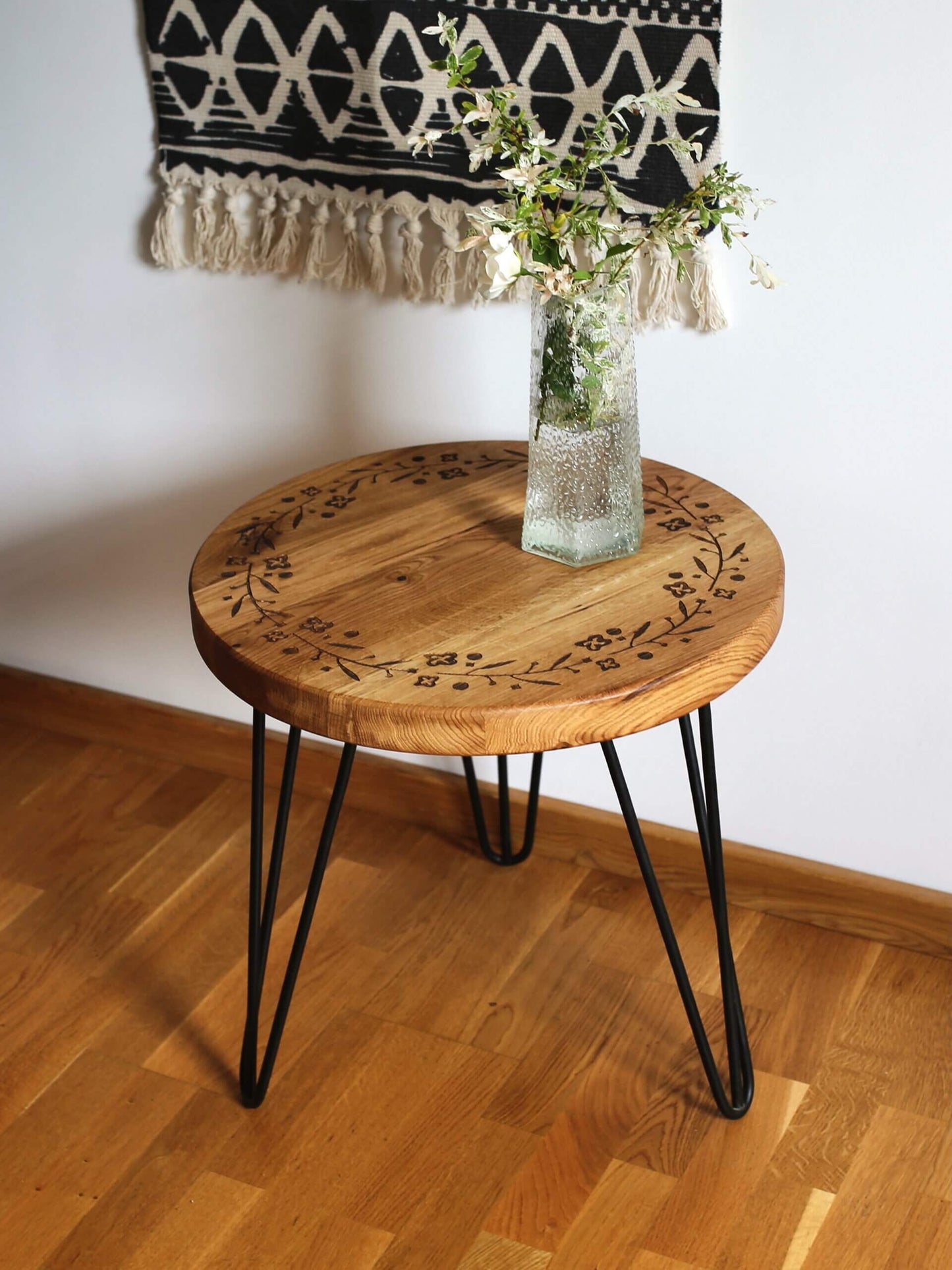 Midgard Wreath Solid Oak Coffee Table, 50 × 45 cm, Black Metal Legs