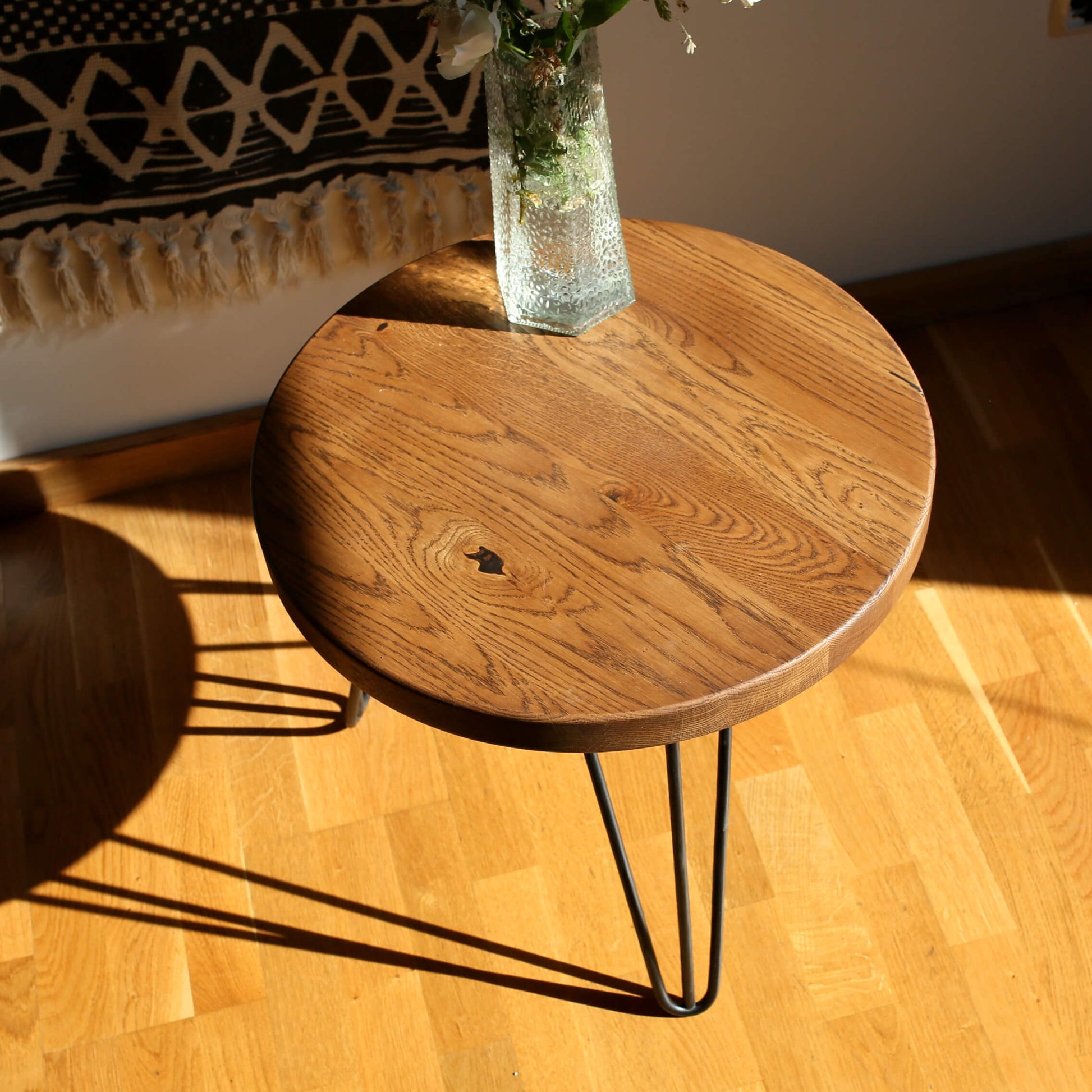 Vanaheim Solid Oak Coffee Table, 50 × 45 cm, Black Metal Legs