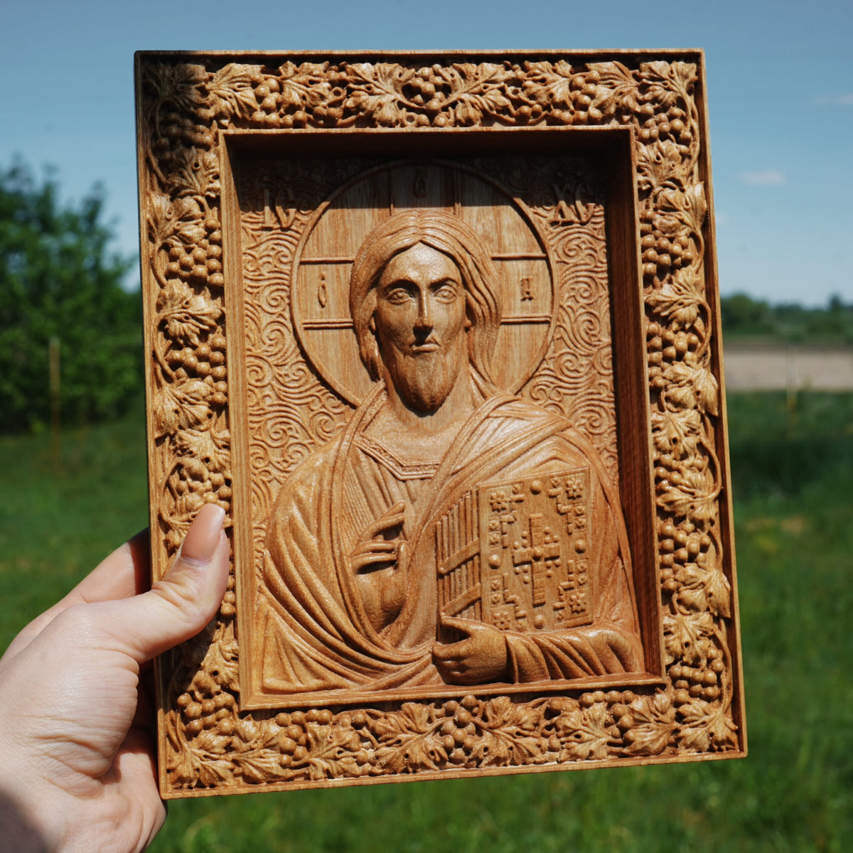 Jesus Christ Pantocrator Wooden Icon, Christian Wall Decor 25 × 20 cm - image 2