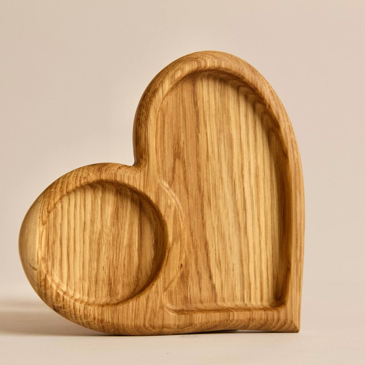 Personalized wooden gift set for kitchen lovers – handcrafted oak boards.