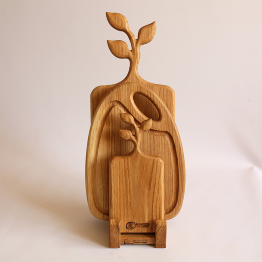 Set of 3 wooden serving boards with oak stand – perfect Christmas and New Year kitchen gift